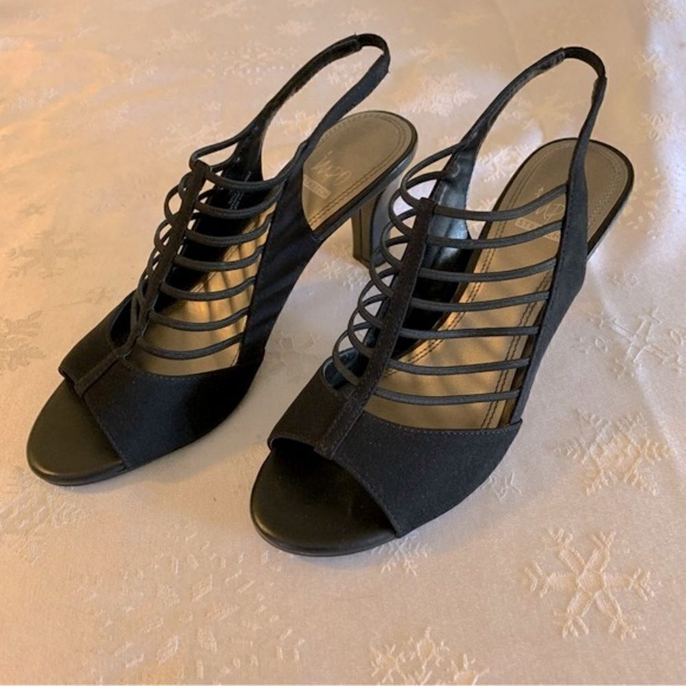Impo Stretch Pumps Vila Black 3” Heels Sz 10 Gorgeous